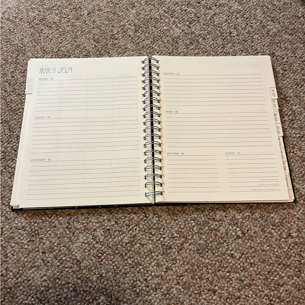 🆕 Rae Dunn HELLO 2024 17 Month Planner Pink - Picture 9 of 13